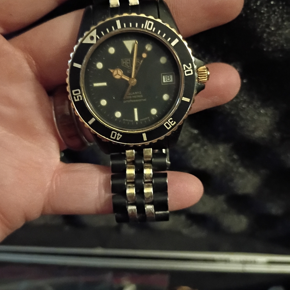 Tag Heuer Black and Gold Watch - Picture 3 of 7